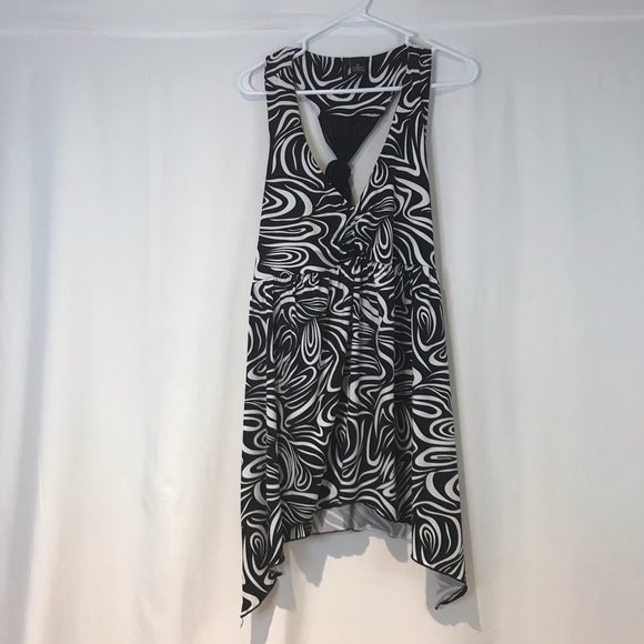 New Direction Sleeveless top - Picture 6 of 6